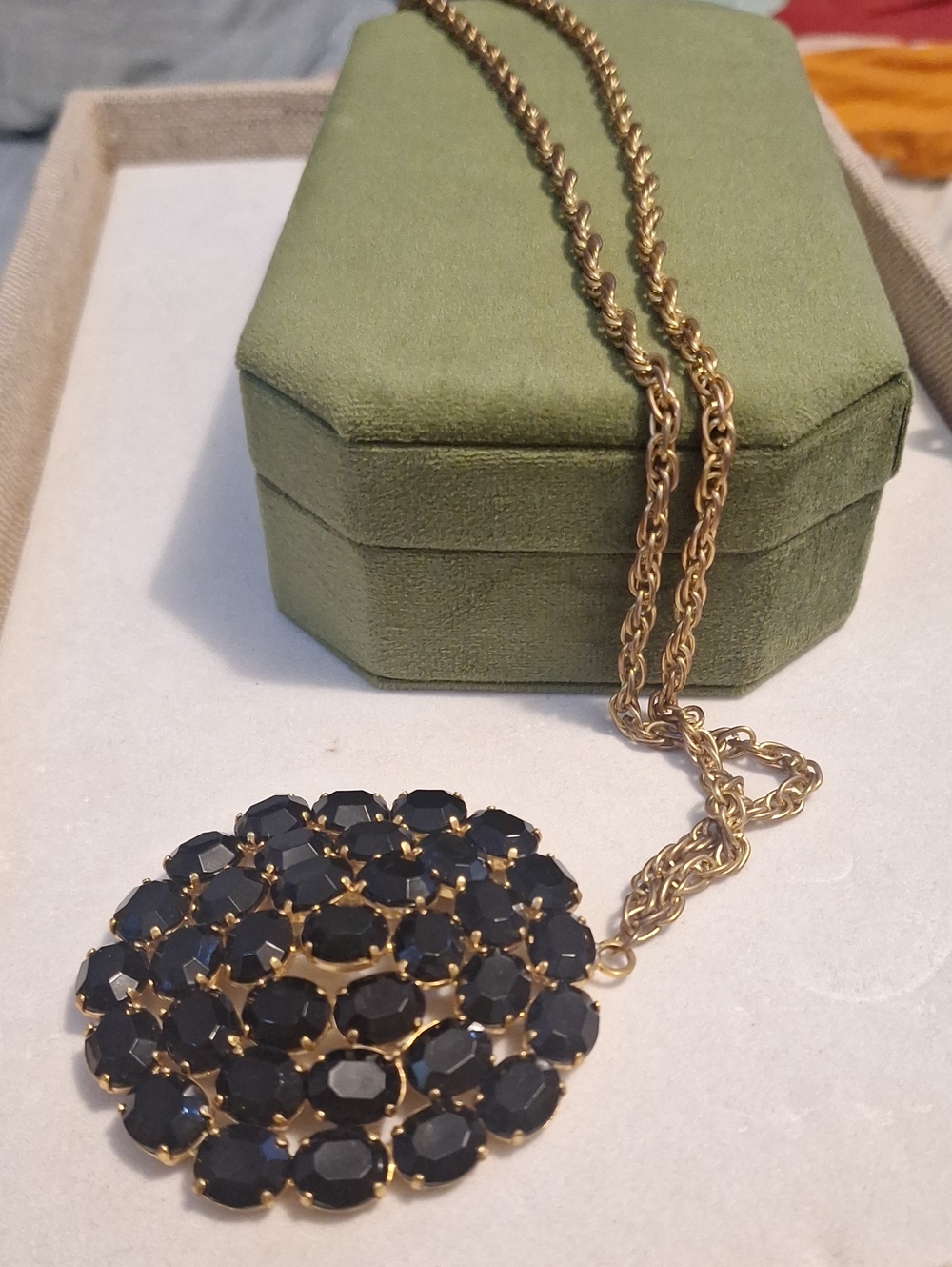 Round Jewel Pendant